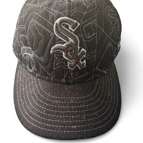 Chicago White Sox fitted hat size 7 1/2 embroidered design - Picture 2 of 7